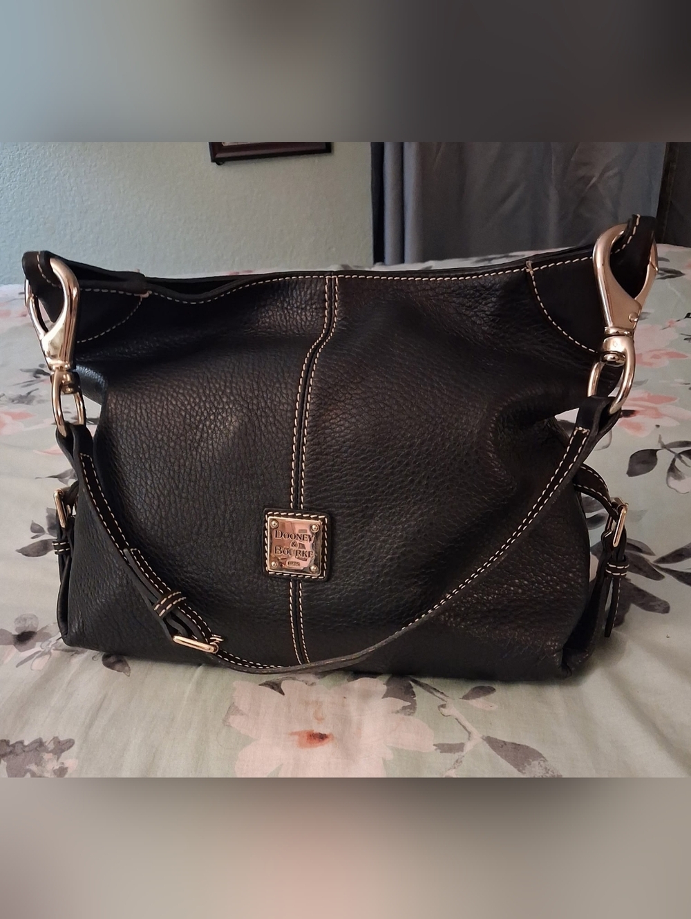 Dooney & Bourke Frederica Black Pebble Grain Leather Shoulder Bag Like New